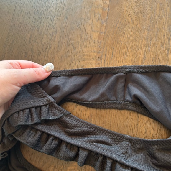 Cupshe black ruffled bikini bottom - Picture 8 of 8